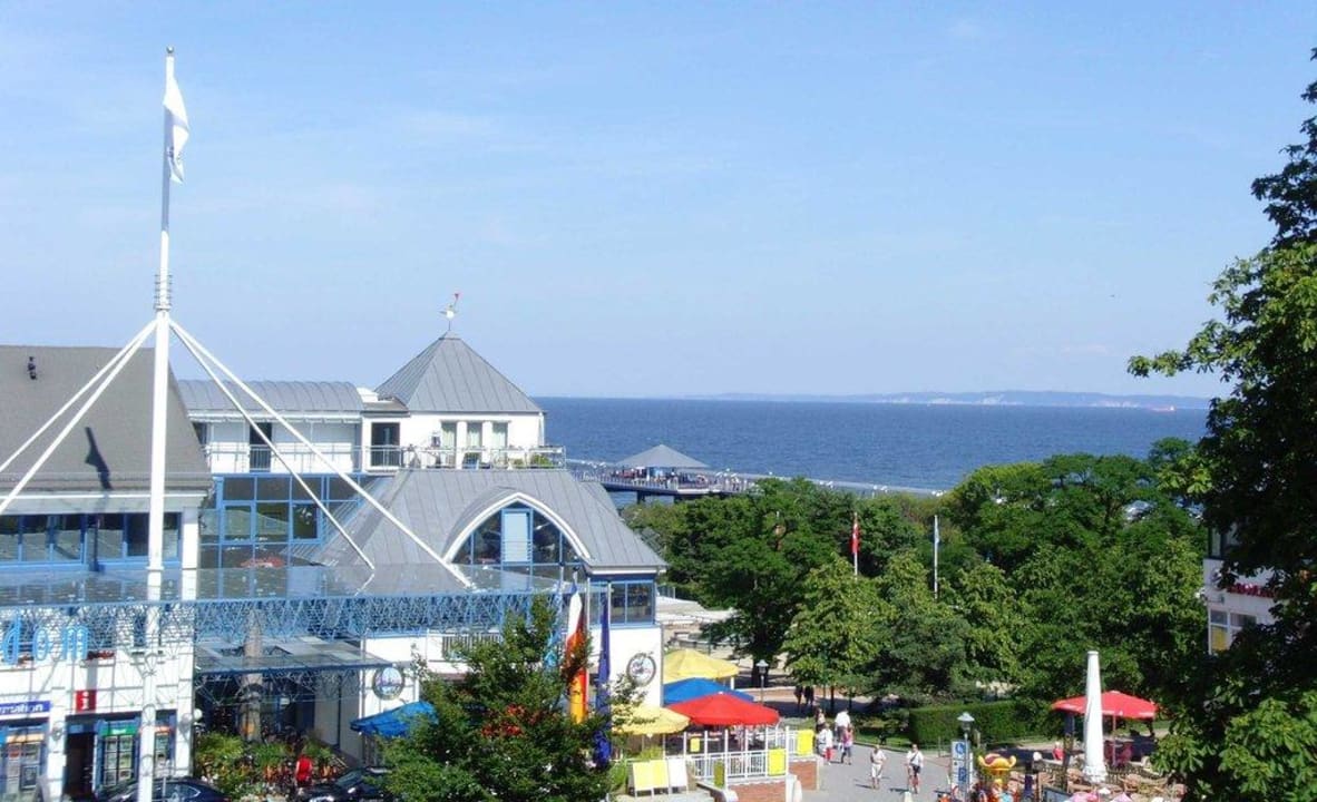 Ausblick vom Balkon des 2. Obergeschosses Ferienwohnung Seeschloß Heringsdorf, Appartement 6