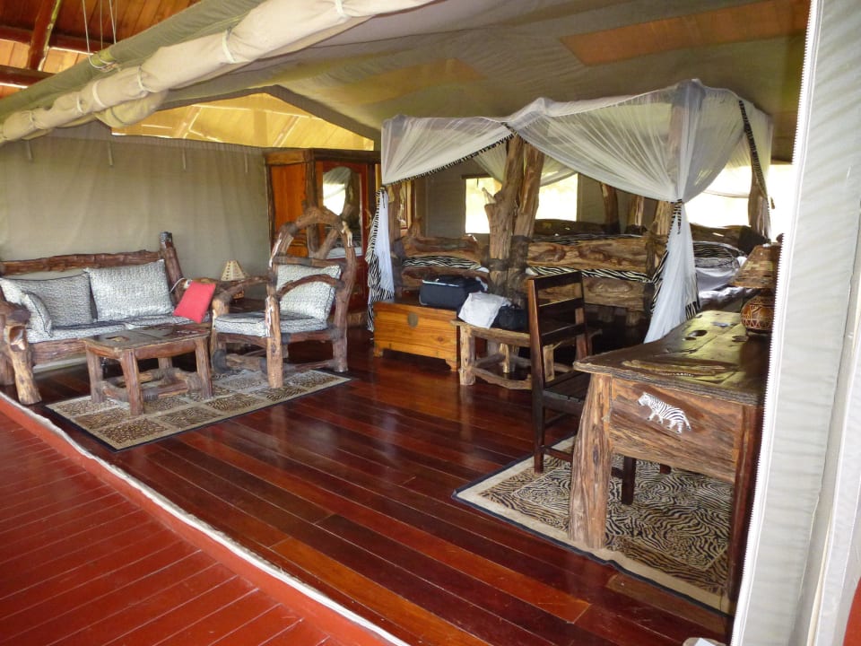 Zelt offen, aber wegen der Affen ein Glücksspiel Royal Mara Safari Lodge