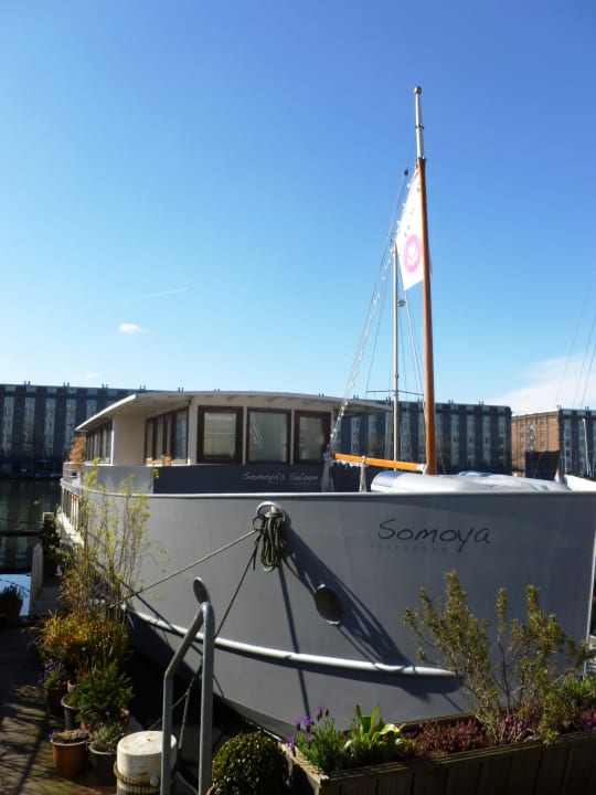 Somoya's Saloon in Amsterdam Somoya's Saloon