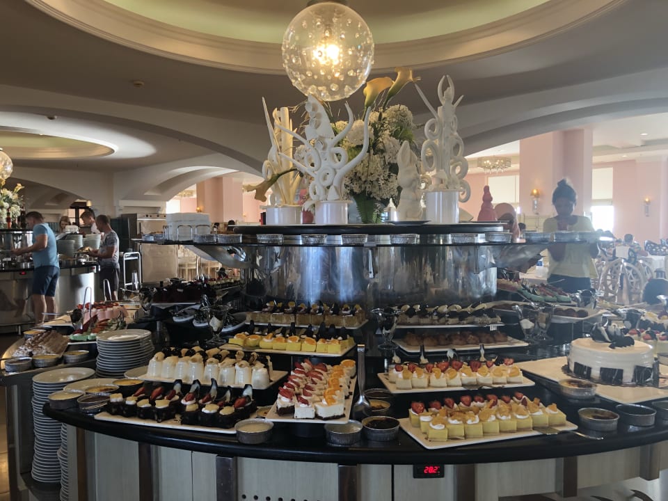 Gastro Starlight Resort Hotel