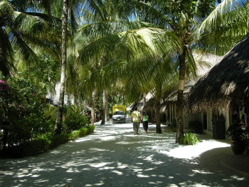 Geschäftstsraße Kuredu Island Kuredu Island Resort & Spa