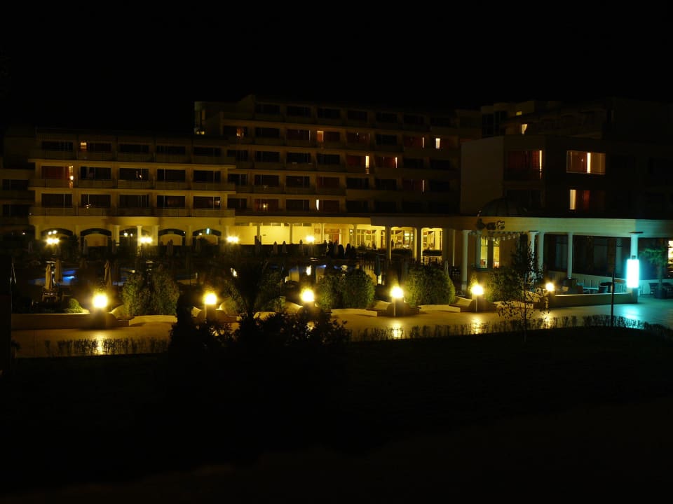 Blick vom Balkon Zvete zum Pool mit Bar DAS Club Hotel Sunny Beach