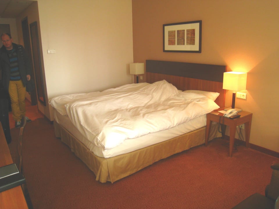 Gemütliches Bett Dorint Hotel am Dom Erfurt