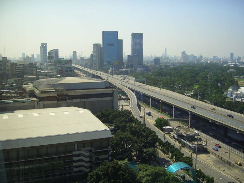 Ausblick aus dem 17. Stock Centara Grand at Central Plaza Ladprao Bangkok