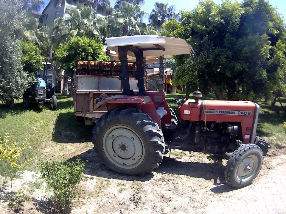 Weg zum strand Seaden Corolla Hotel