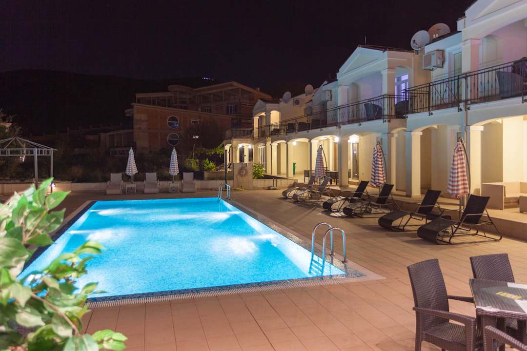 Swimming pool Spa Resort Bečići