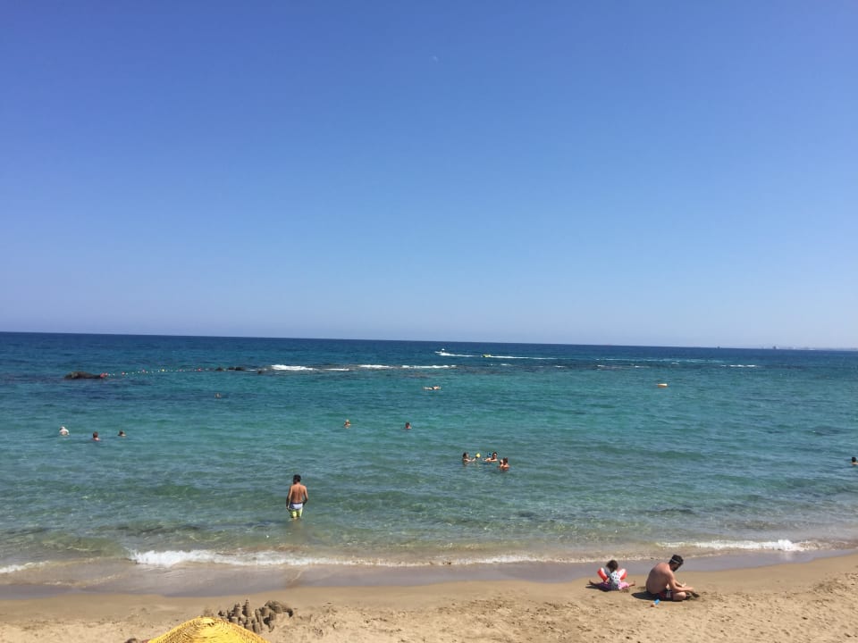 Strand Salamis Bay Conti Resort Hotel & Casino