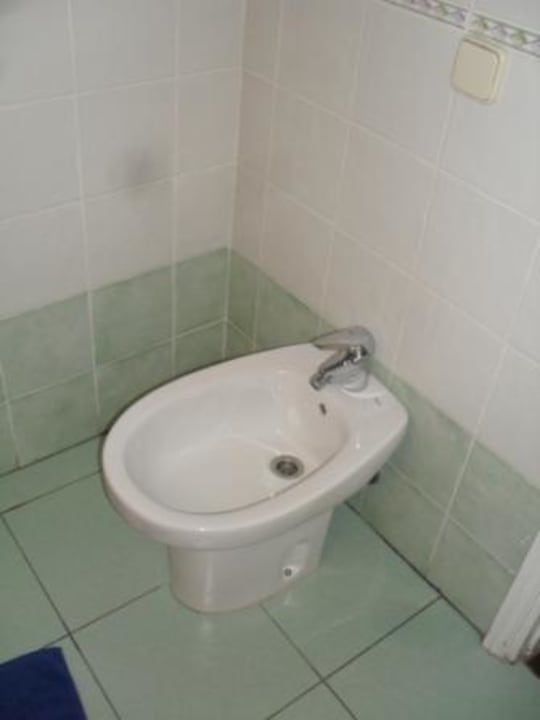 Bidet Hotel Los Melocotones