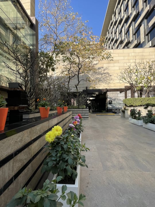 Gartenanlage The Leela Ambience Convention Hotel Delhi