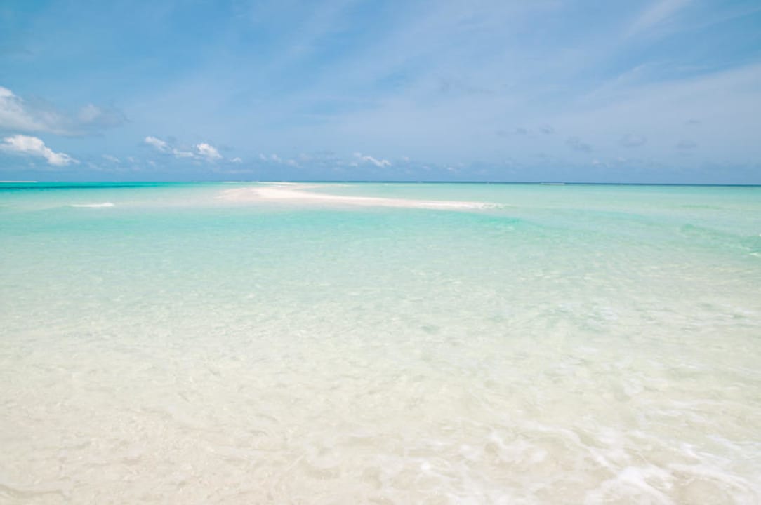 Sandbank Kuredu Island Resort & Spa