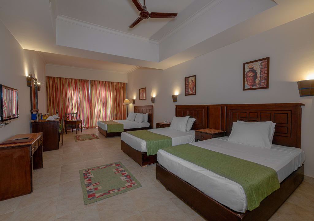 Zimmer Laguna Beach Marsa Resort