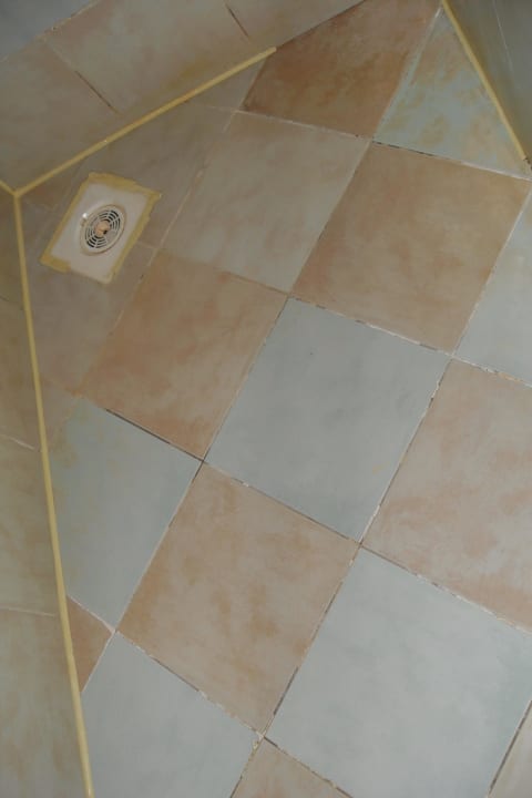 Dusche Jaz Makadina
