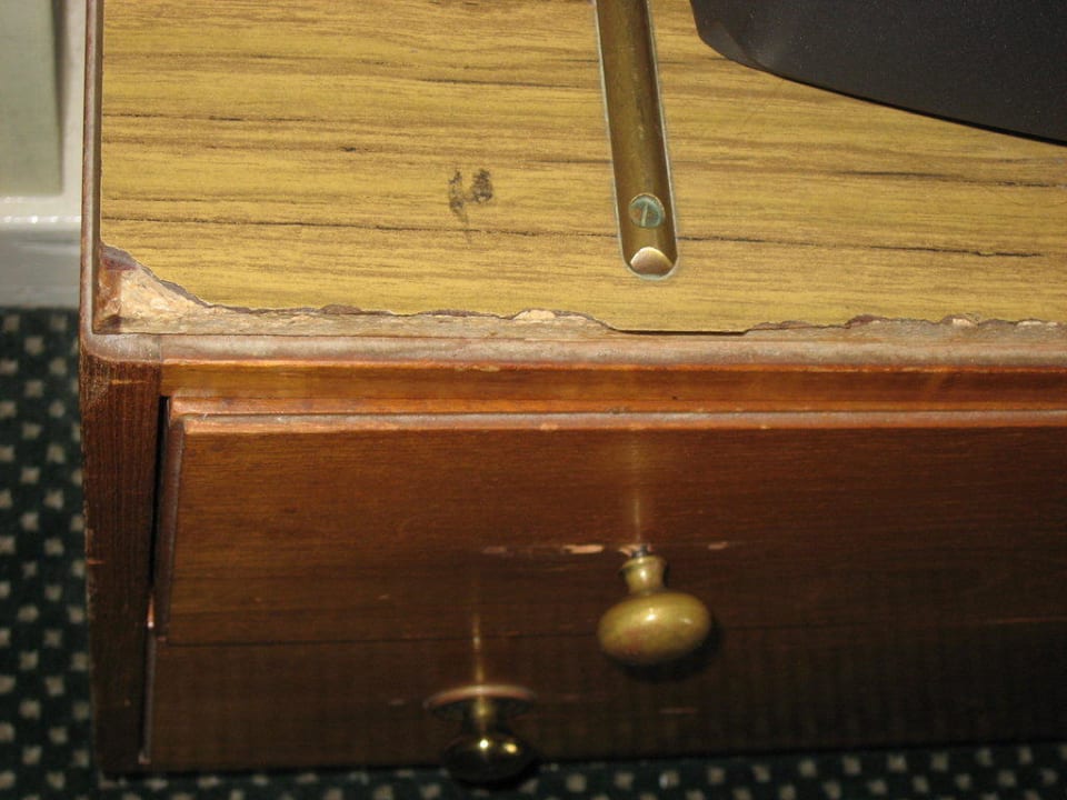 Nagetiere oder Sperrmüll? Hotel Thistle Kensington Gardens / Palace