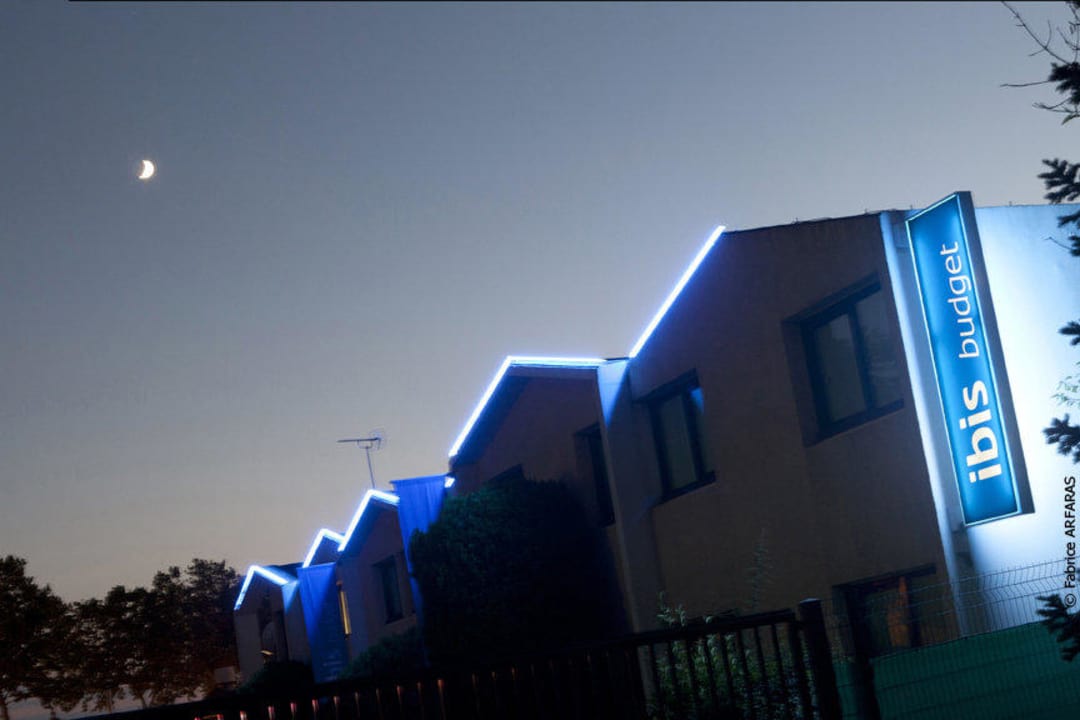 Bâtiment Nuit Hotel Ibis budget Ales Saint Christol