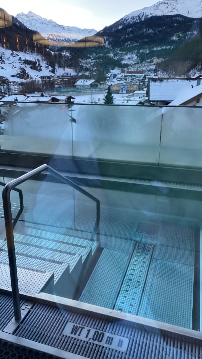 Pool Bergland Sölden Design- und Wellnesshotel