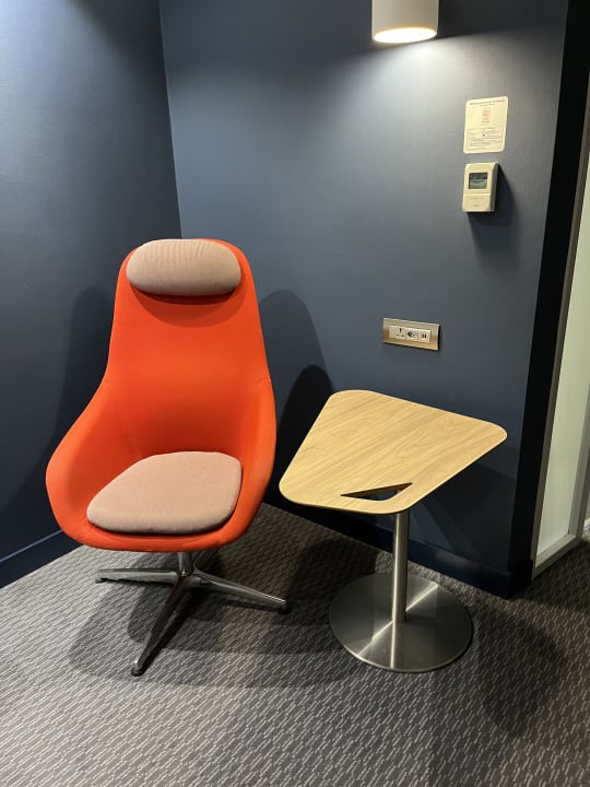 Zimmer Holiday Inn Express Zürich - Airport