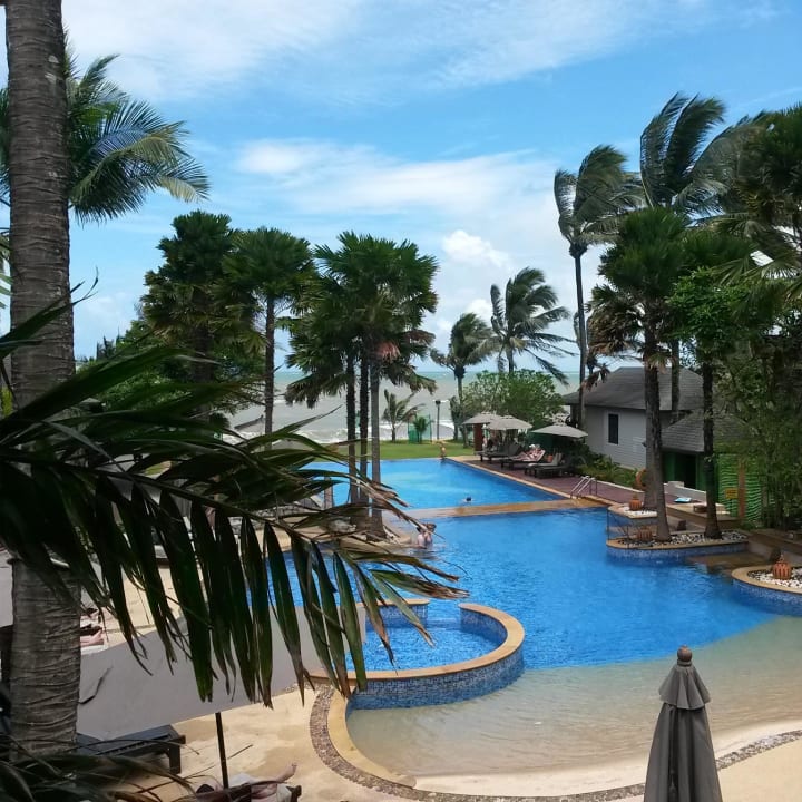 Pool La Flora Khao Lak