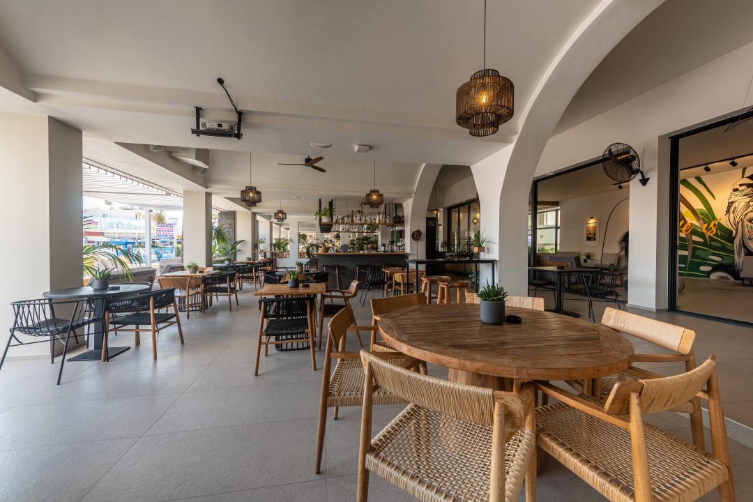 Gastro Sentido More Meni Residence & Suites