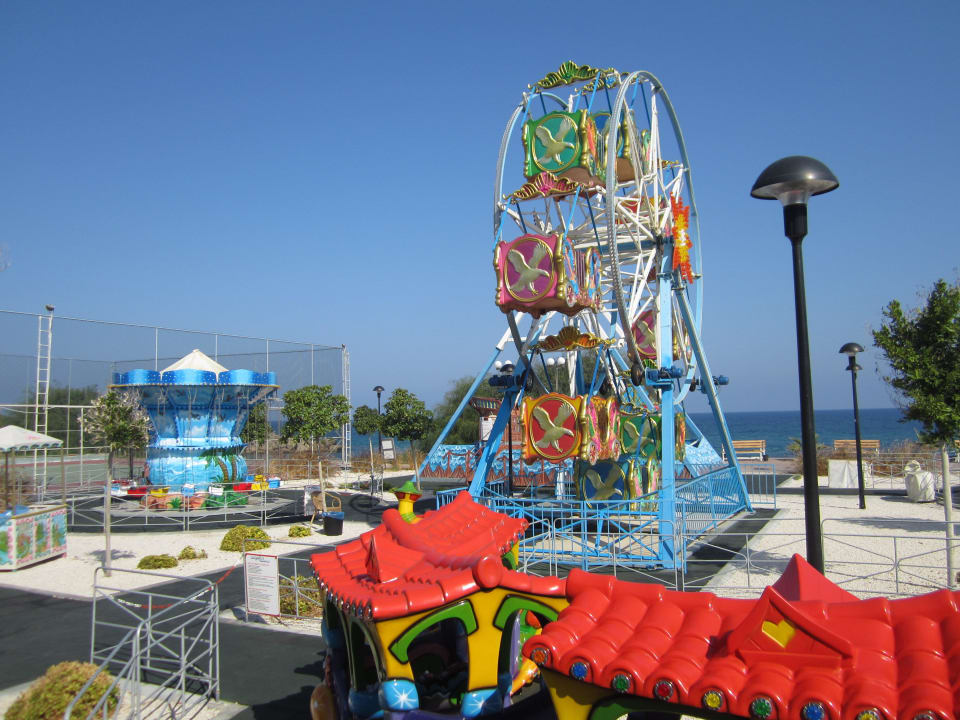 Deti Acapulco Beach Club & Resort