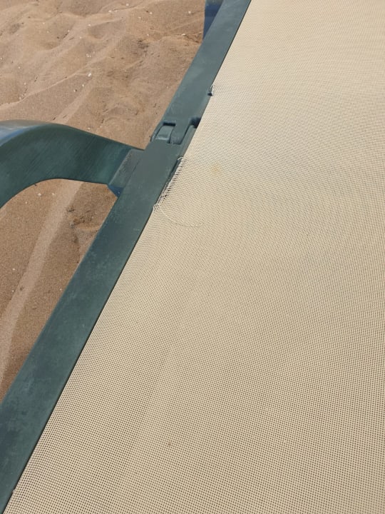 Strand Side West Park Hotel