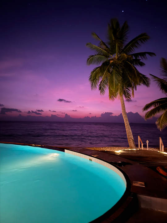 Pool Filitheyo Island Resort