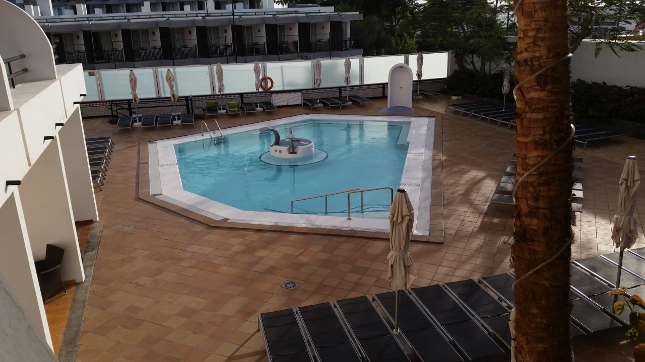 Pool allsun Hotel Lucana