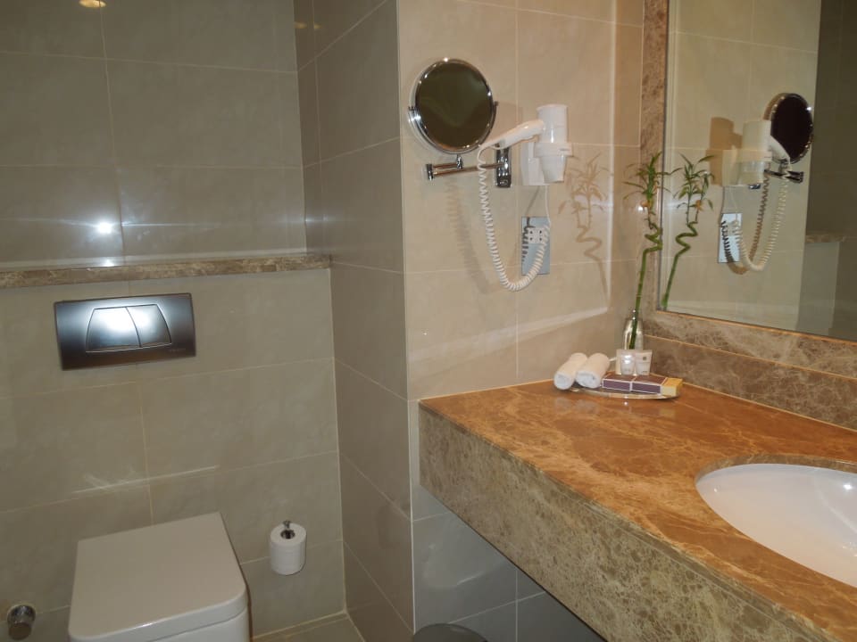 Zimmer Miramar Al Aqah Beach Resort