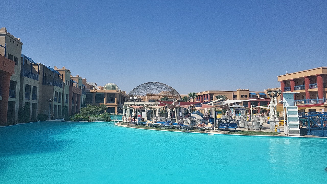 Pool Hotel Titanic Palace