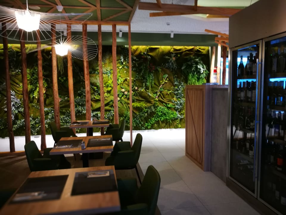 Gastro Club Maspalomas Suites & SPA