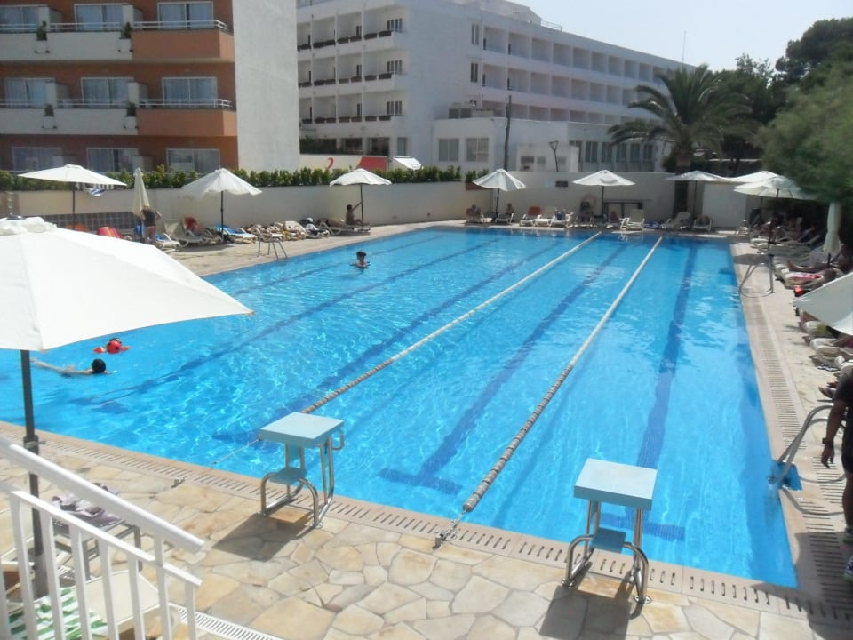 Großer Pool Caprice Janeiro Hotel & Spa