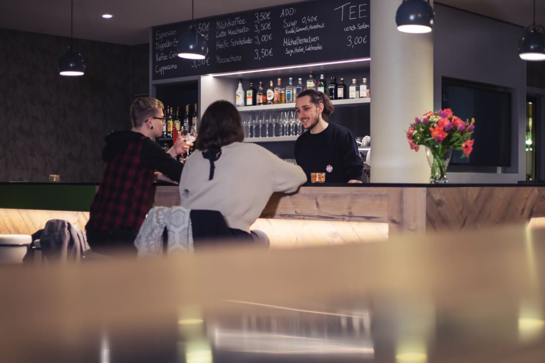 Gastro Holiday Inn - the niu, Mill Cologne Mülheim