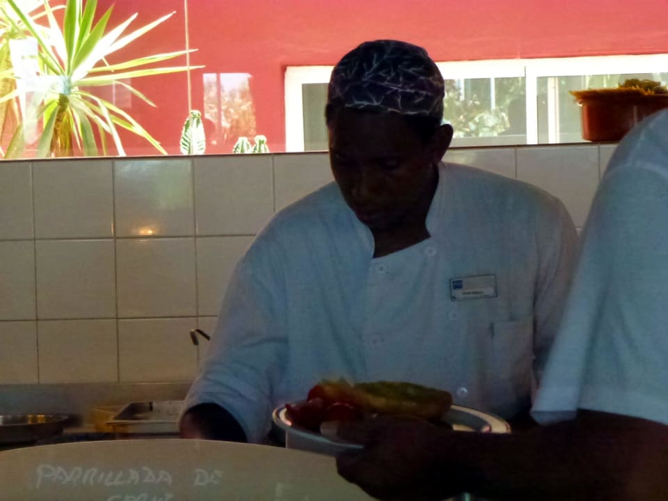 Einer der Köche  allsun App.-Hotel Esquinzo Beach