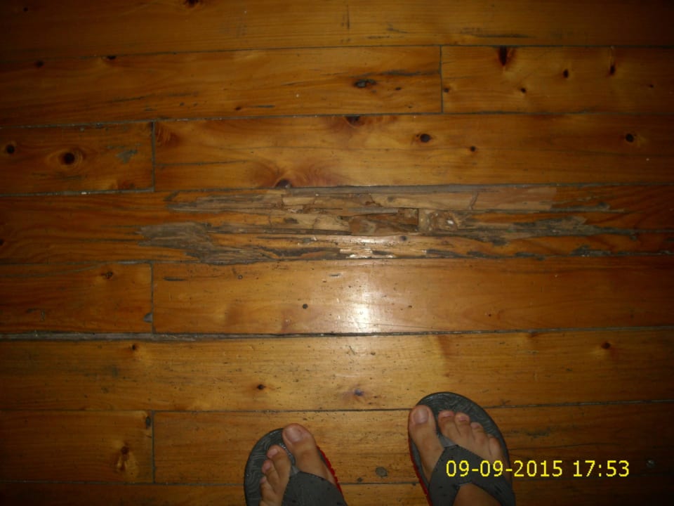 An der Rezeption Loch im boden Hotel & Apartments Liapades Beach