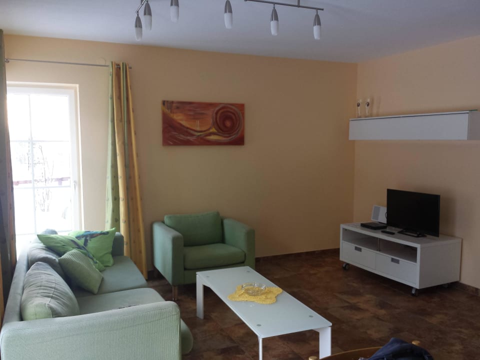 Wohnbereich Apartmenthaus Mira Monti