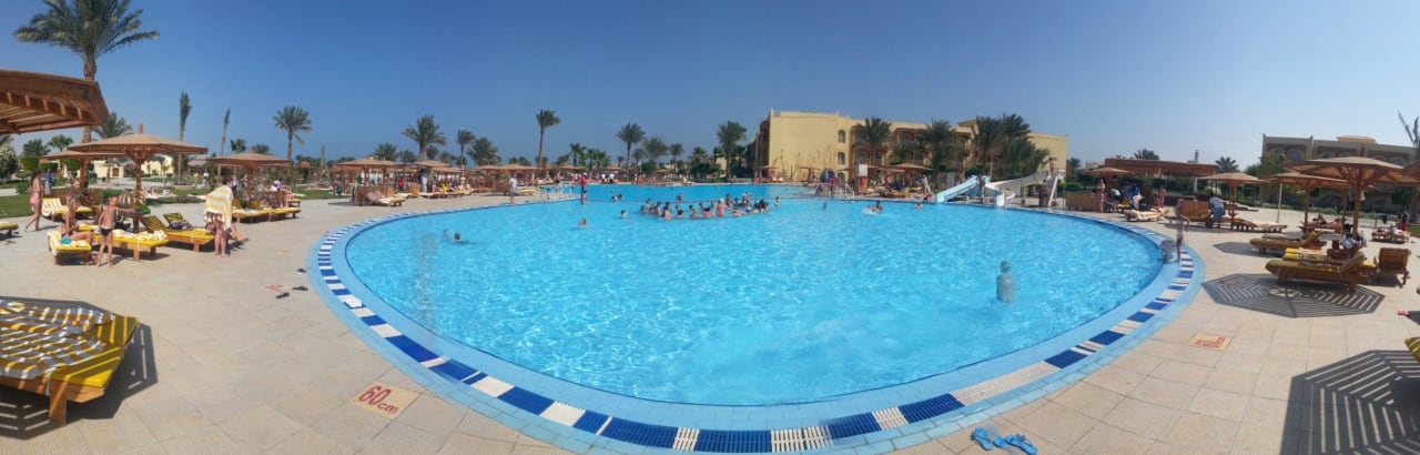 Heated pool Desert Rose