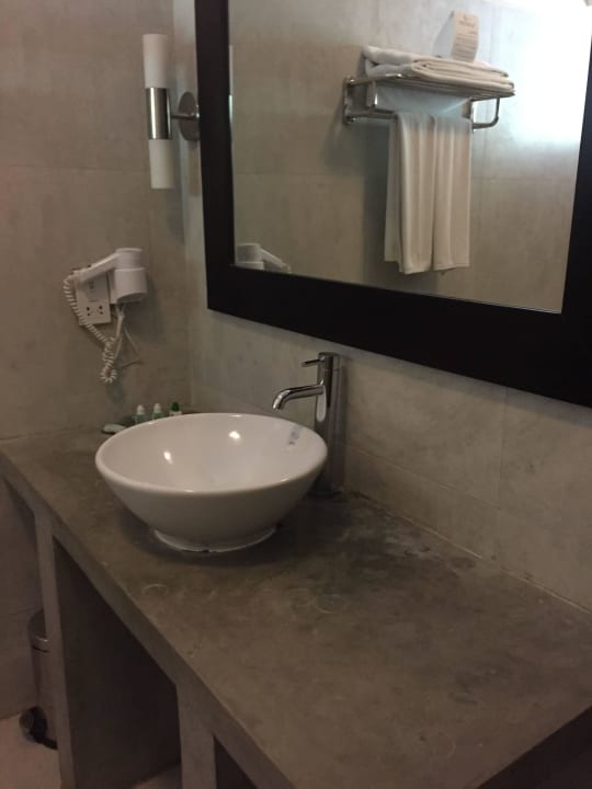 Badezimmer Portofino Resort & Spa Tangalle