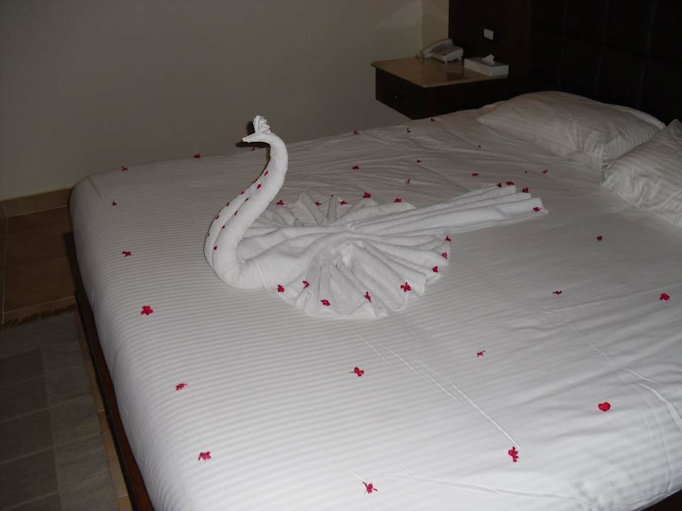 Bettdeko Pickalbatros Alf Leila Wa Leila Resort - Neverland Hurghada