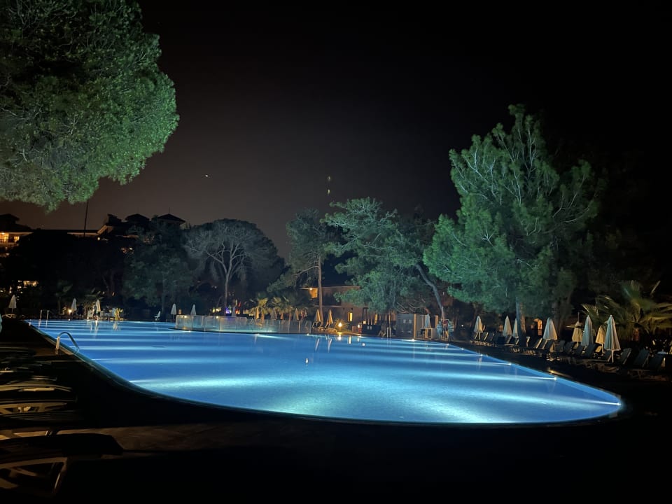 Pool Xanadu Resort Hotel