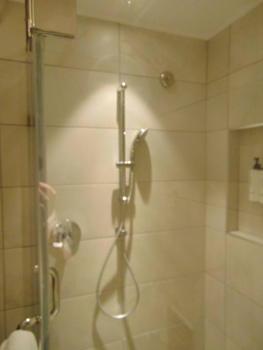 Zimmer Crowne Plaza Nairobi Airport