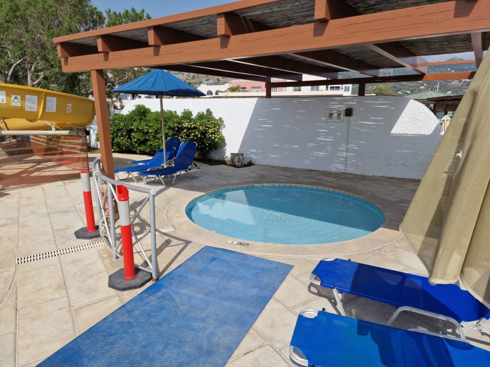 Pool Apollonia Beach Resort & Spa