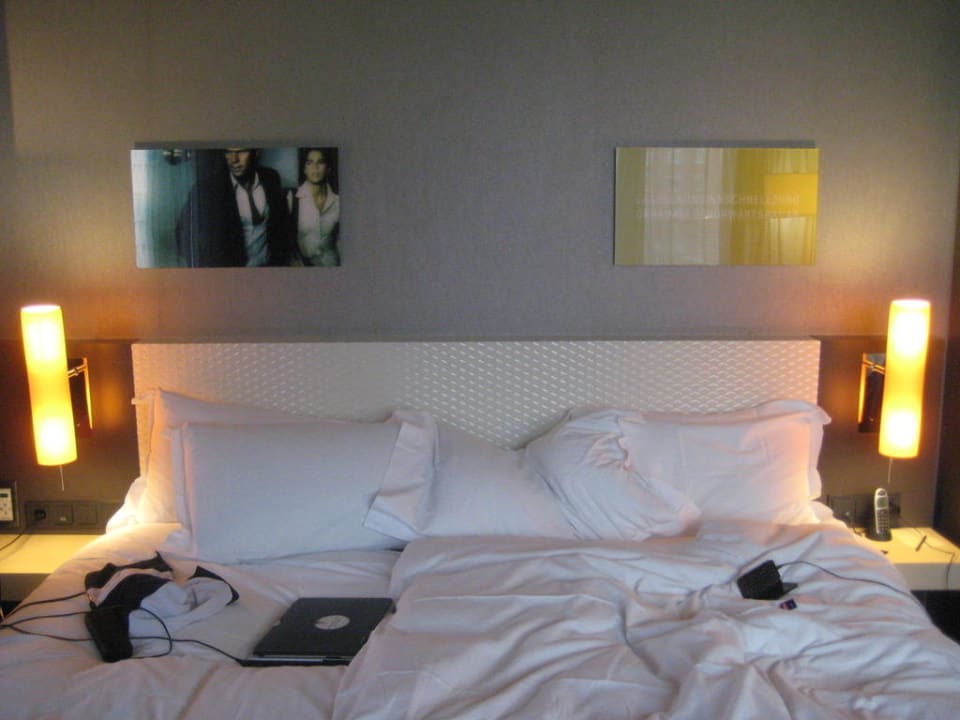 Bett Sofitel Munich Bayerpost Hotel
