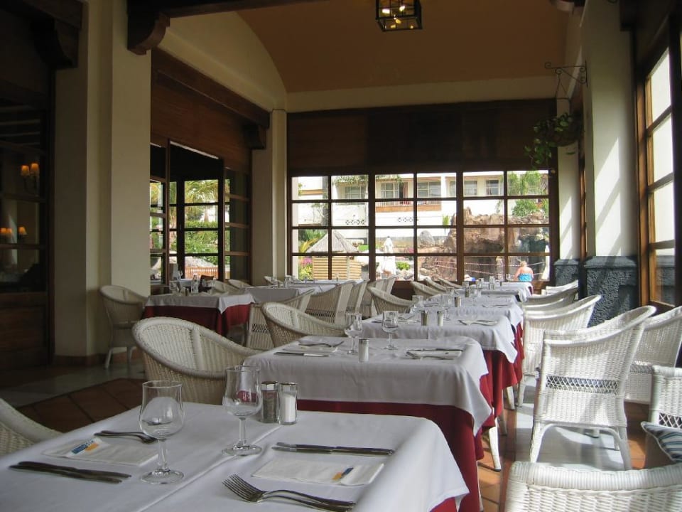 Restaurant H10 Rubicón Horizons Collection