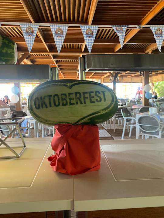 Strand Side Royal Palace Hotel & Spa