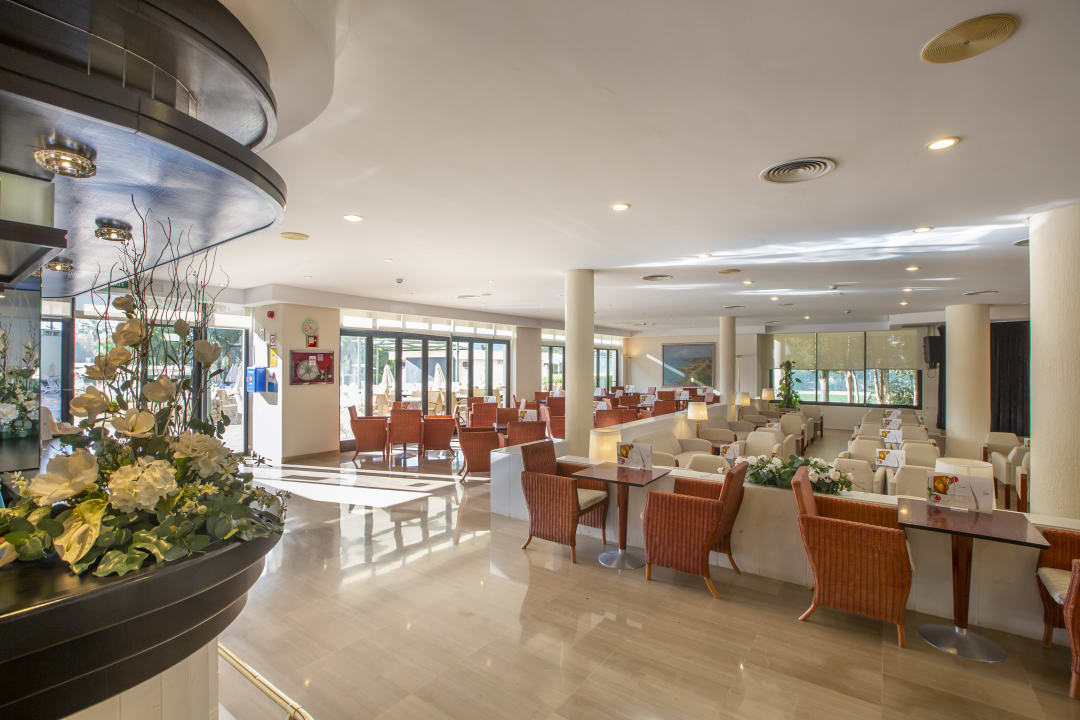 Lobby Welikehotel Marfil Playa