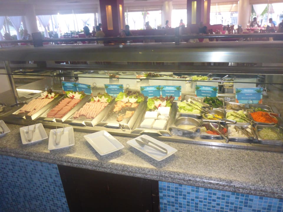 Posiłki w restauracji głównej Temptation Cancun Resort - Adults only