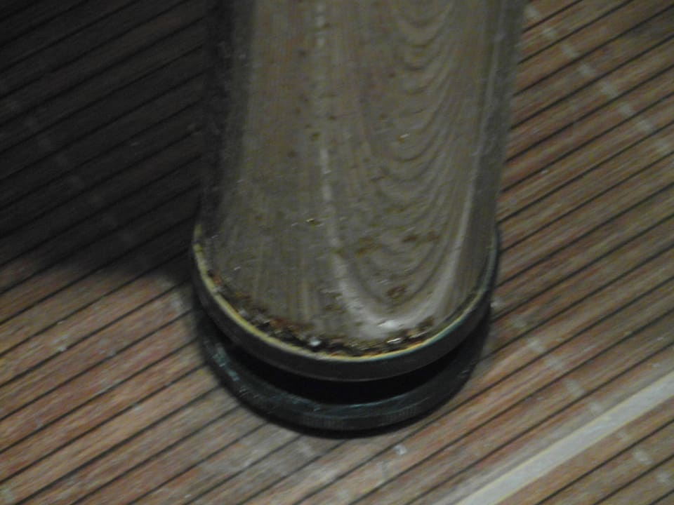  Waschtischfuß verrostet Aparthotel Dune Residence