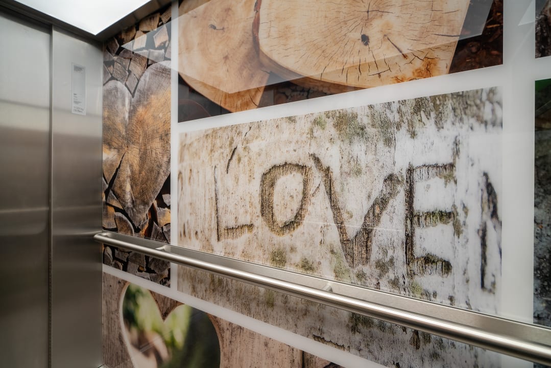 Sonstiges Holiday Inn - the niu, Timber Esslingen