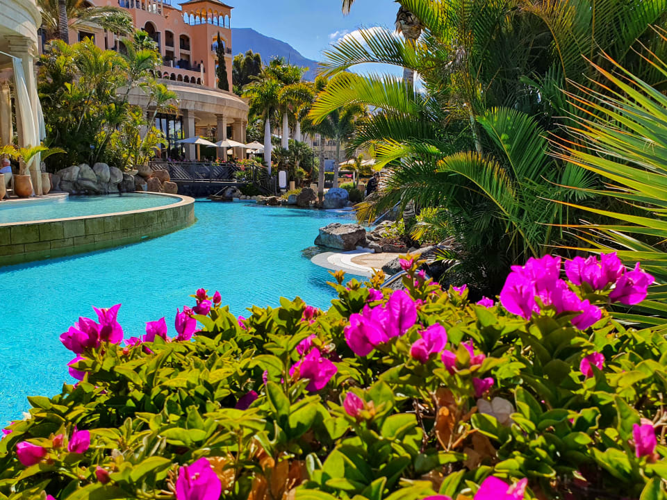 Pool JOIA El Mirador by Iberostar
