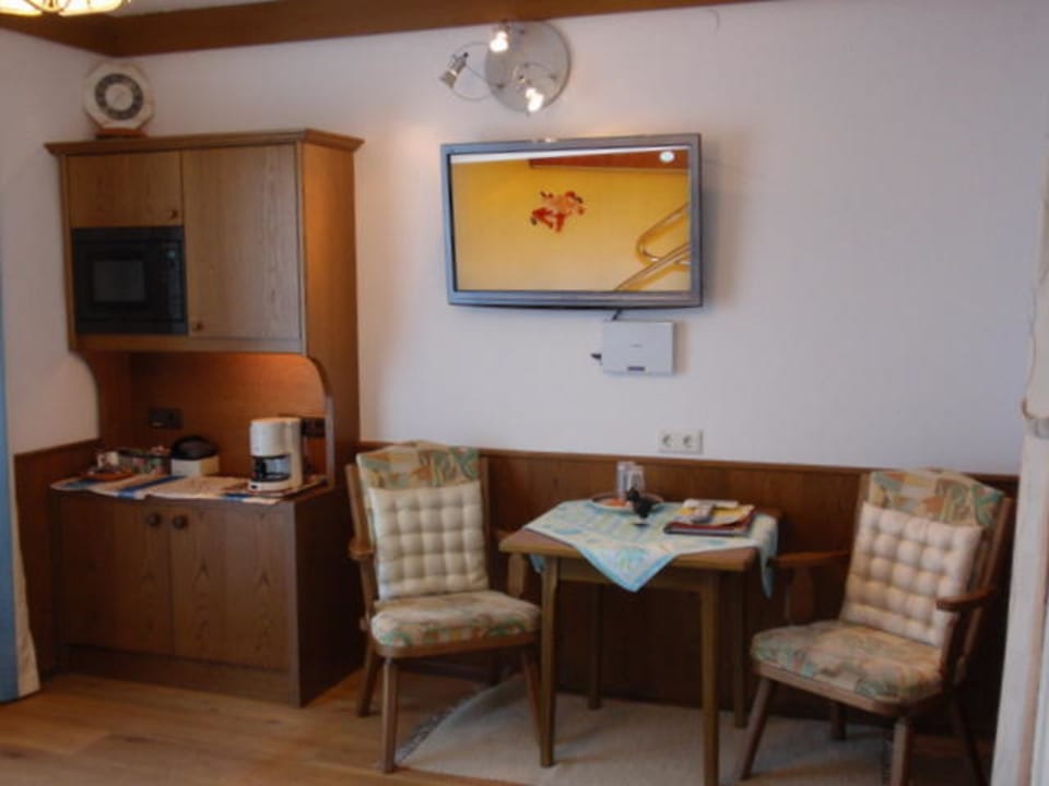 Küchenschrank mit Sitzecke Landpension Köberl