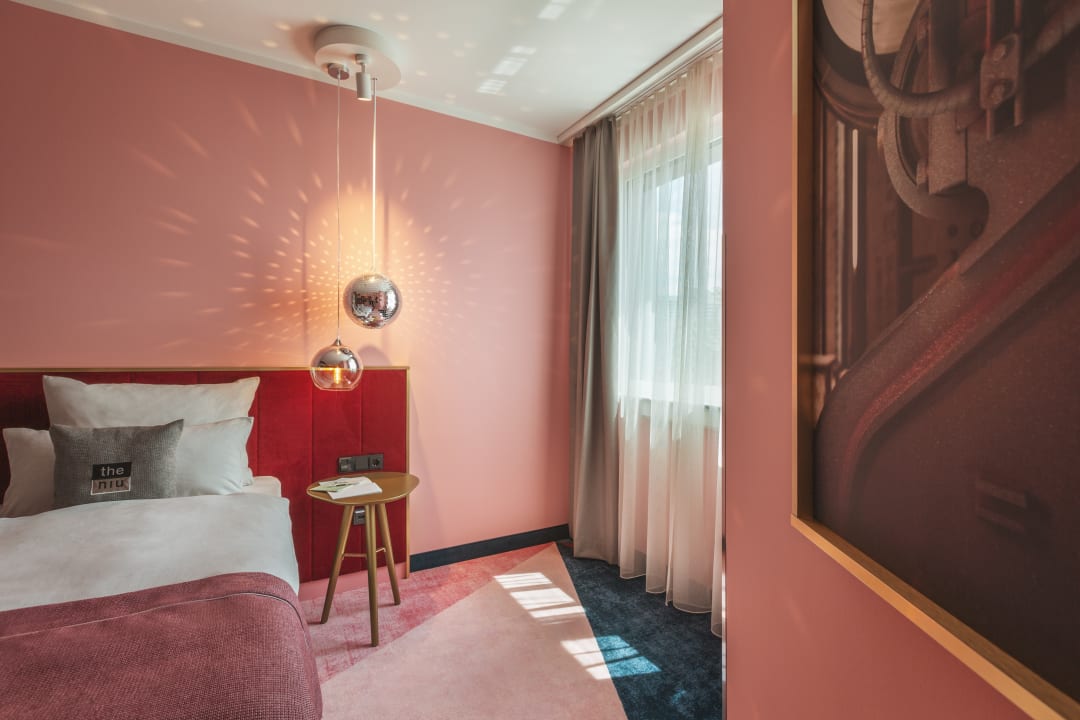 Zimmer Holiday Inn - the niu, Loco Munich North